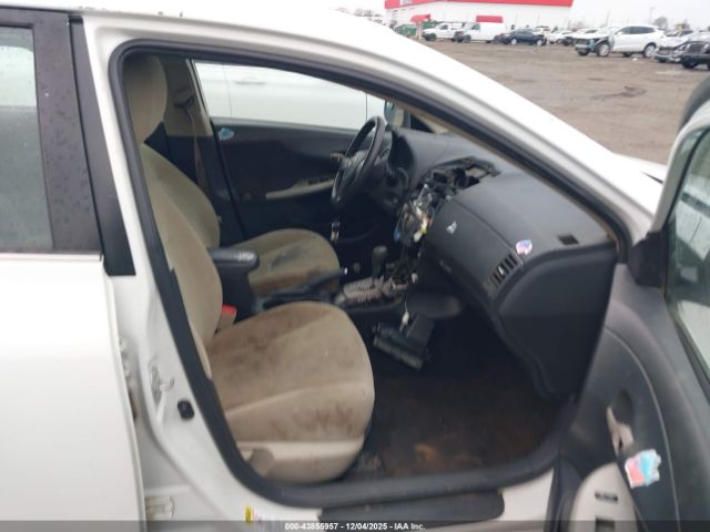 2013 TOYOTA COROLLA 5YFBU4EE4DP184461 Photo 4