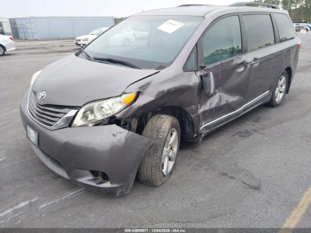 2017 TOYOTA SIENNA 5TDKZ3DCXHS768887 Photo 5