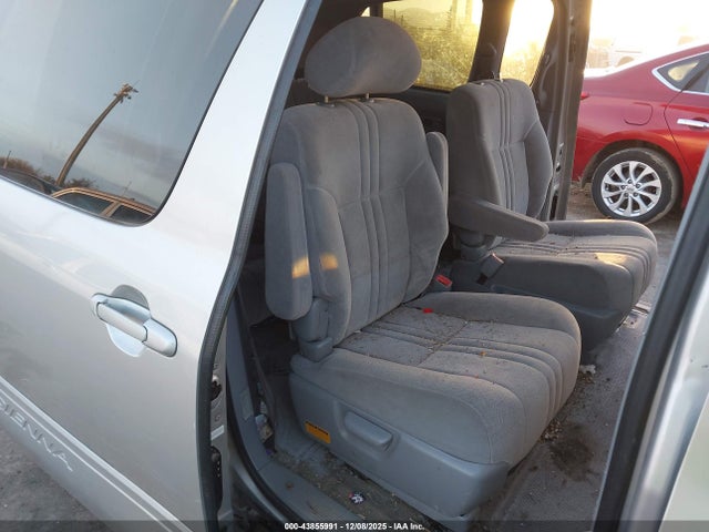 2003 Toyota Sienna Le მანქანა იყიდება აუქციონზე, vin: 4T3ZF13C23U547899, აუქციონის ნომერი: 43855991