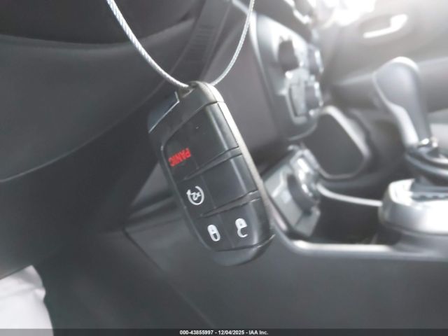 2022 JEEP RENEGADE ZACNJDB18NPN48066 Photo 10