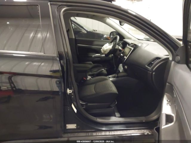 2020 MITSUBISHI OUTLANDER SPORT JA4AR3AU1LU015661 Photo 4