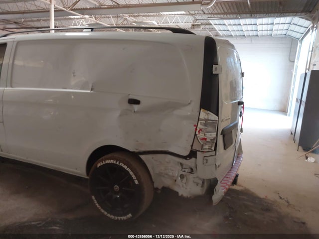2022 MERCEDES-BENZ METRIS W1YV0BEY7N4114430 Photo 5