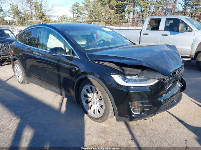 2021 TESLA MODEL X 5YJXCBE2XMF310384