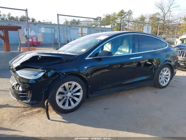 Aukcja sprzedaży 2021 Tesla Model X Long Range Dual Motor All-wheel Drive/long Range Plus Dual Motor All-wheel Drive, vin: 5YJXCBE2XMF310384, numer aukcji: 43856065