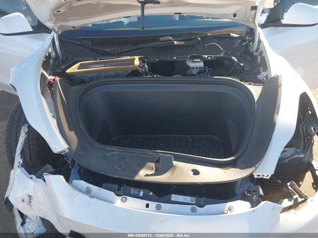 2020 TESLA MODEL Y 5YJYGDEE1LF035310 Photo 9
