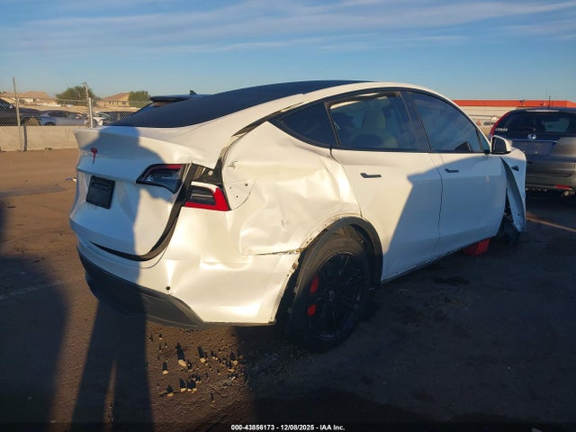 2020 TESLA MODEL Y 5YJYGDEE1LF035310 Photo 3