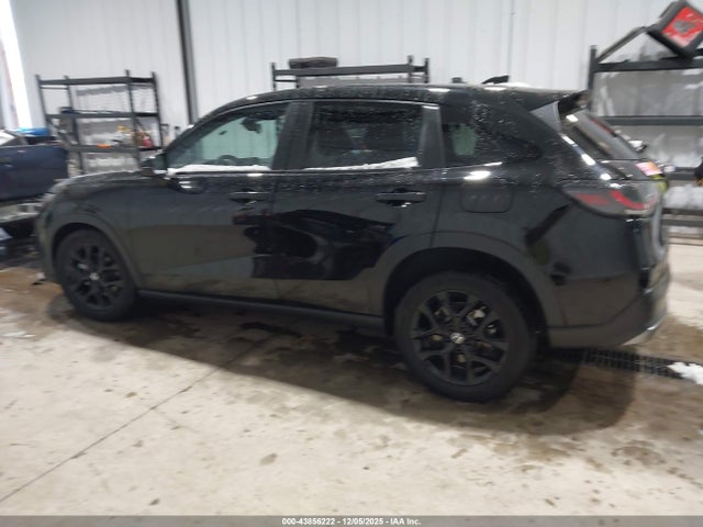 3CZRZ2H51RM728018 Honda HR-V