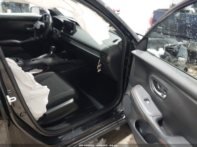 3CZRZ2H51RM728018 Honda HR-V