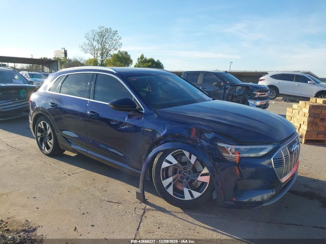 2021 AUDI E-TRON WA1LAAGE2MB016318 Photo 0