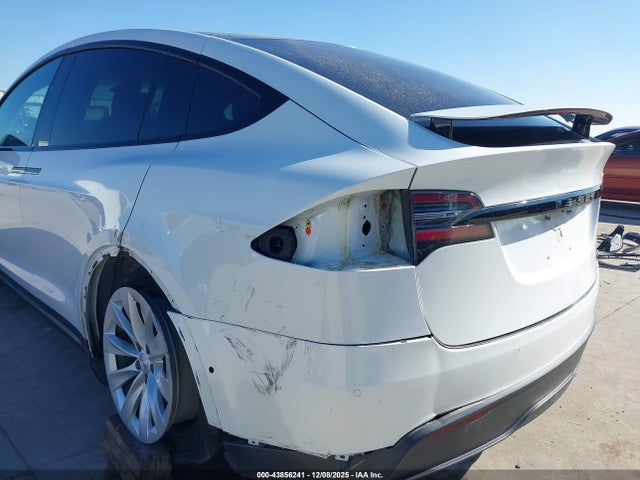 2022 TESLA MODEL X 7SAXCBE66NF332678 Photo 5