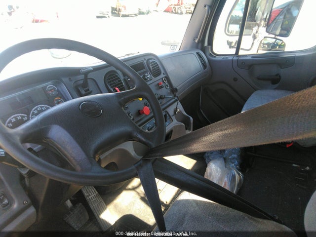 Aukcja sprzedaży 2018 Freightliner M2 106, vin: 1FUBCXFE5JHJG9160, numer aukcji: 43856291