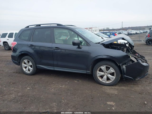43856297 :رقم المزاد ، JF2SJADC4GH438999 vin ، 2016 Subaru Forester 2.5i Premium مزاد بيع