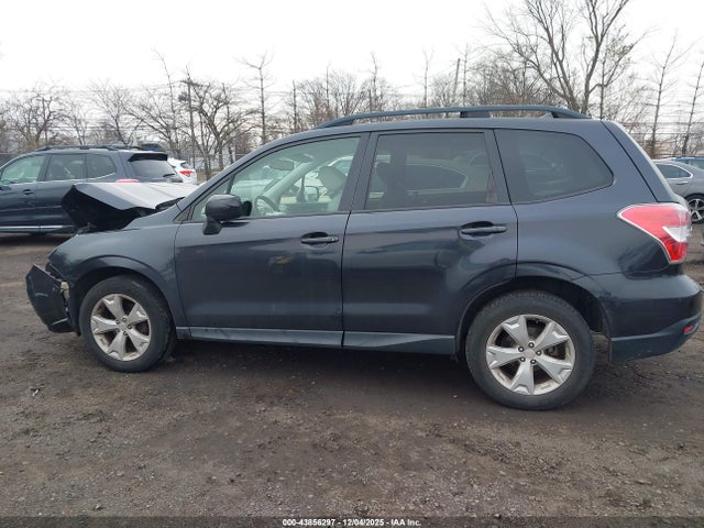 43856297 :رقم المزاد ، JF2SJADC4GH438999 vin ، 2016 Subaru Forester 2.5i Premium مزاد بيع