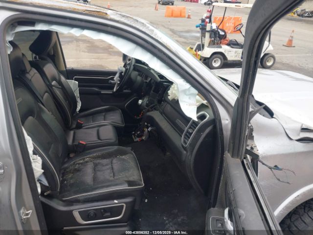 2019 RAM 1500 1C6RREDT9KN905199 Photo 4