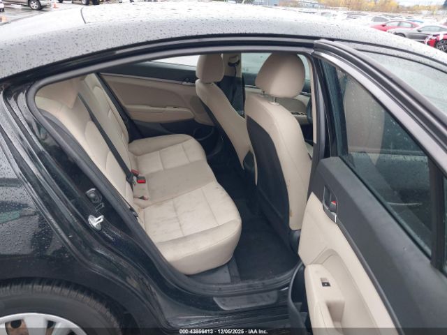 2018 HYUNDAI ELANTRA 5NPD74LF3JH262555 Photo 7