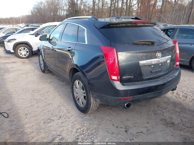 2016 CADILLAC SRX 3GYFNEE35GS558239 Photo 2