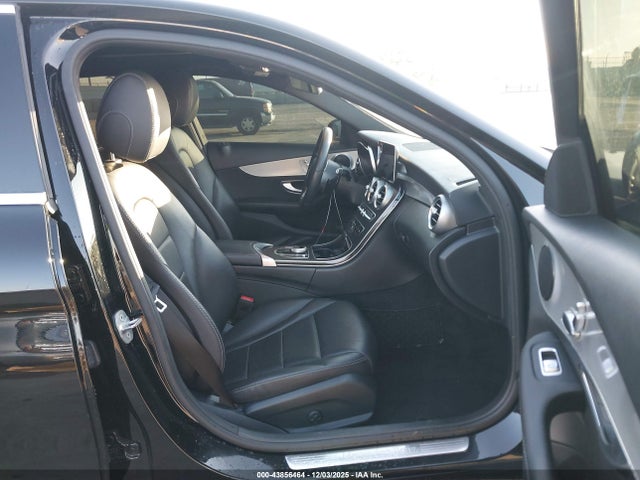55SWF8DB1KU305304 Mercedes-Benz C 300