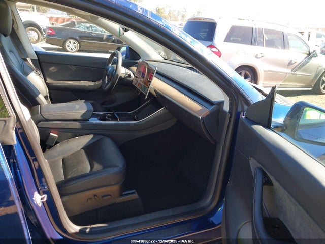 2020 TESLA MODEL Y 5YJYGDEE4LF055342 Photo 4