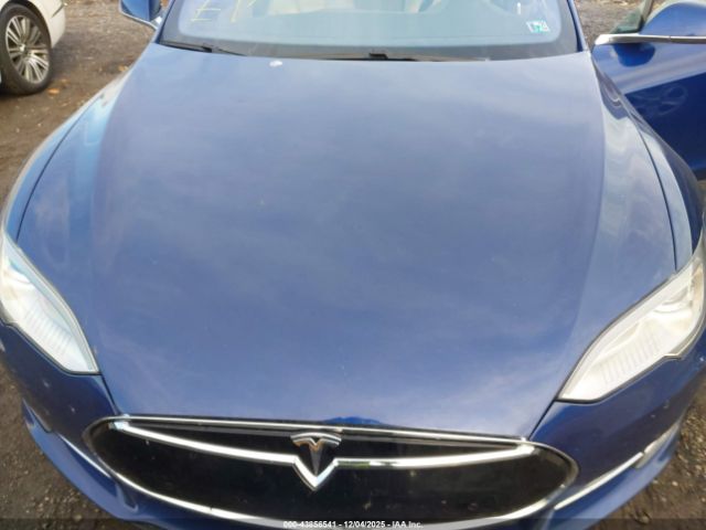 2015 TESLA MODEL S 5YJSA1S20FF093624 Photo 9