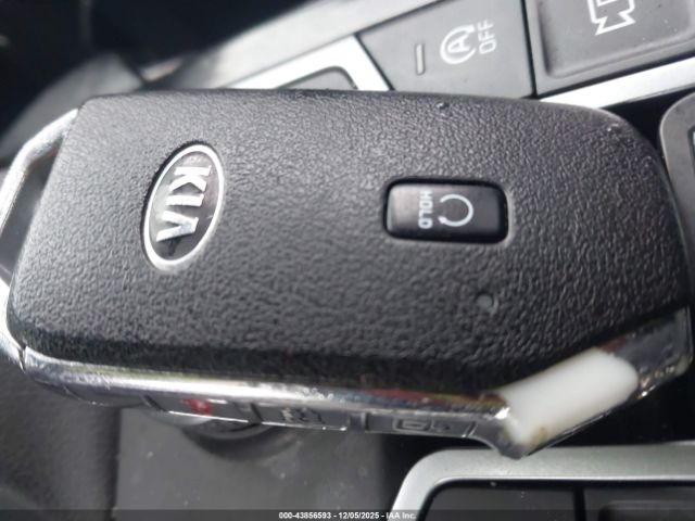 2021 KIA SORENTO 5XYRK4LF0MG039924 Photo 10