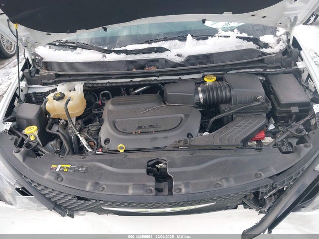 Продаж на аукціоні авто 2022 Chrysler Voyager Lx, vin: 2C4RC1CGXNR227089, номер лоту: 43856601