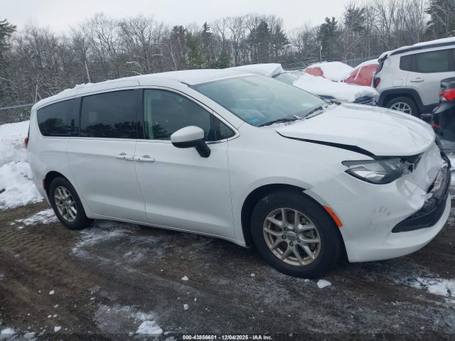Продаж на аукціоні авто 2022 Chrysler Voyager Lx, vin: 2C4RC1CGXNR227089, номер лоту: 43856601