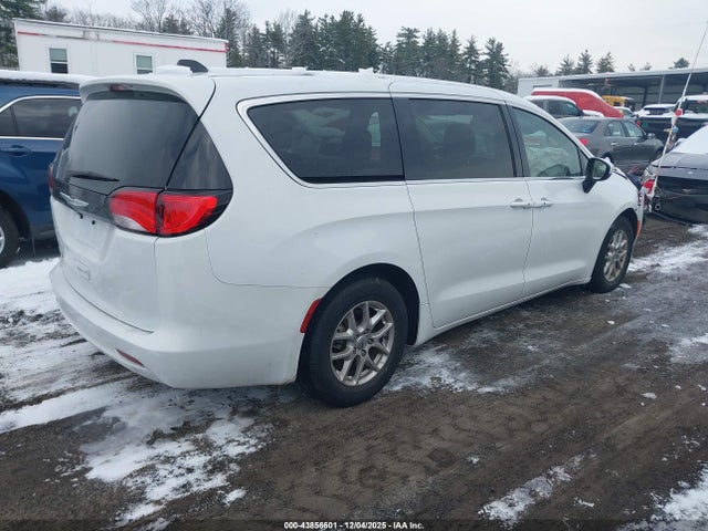 Продаж на аукціоні авто 2022 Chrysler Voyager Lx, vin: 2C4RC1CGXNR227089, номер лоту: 43856601