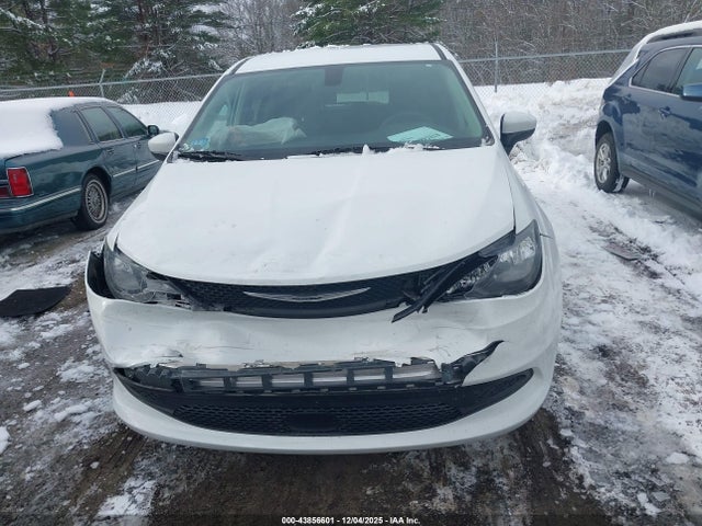 Продаж на аукціоні авто 2022 Chrysler Voyager Lx, vin: 2C4RC1CGXNR227089, номер лоту: 43856601