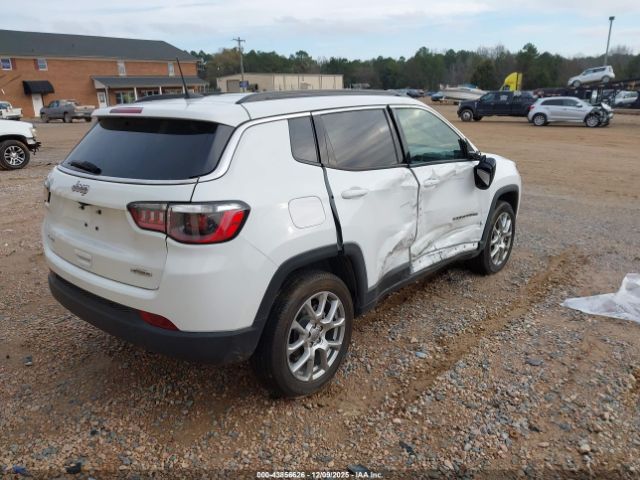 2022 JEEP COMPASS 3C4NJDFB5NT185935 Photo 3