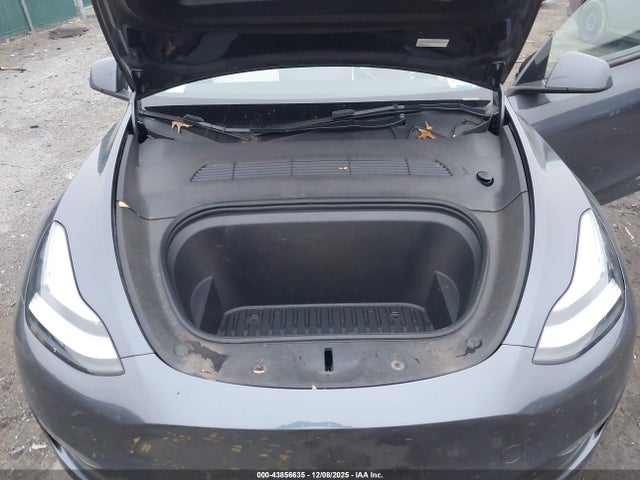 2023 TESLA MODEL Y 7SAYGDEE7PA147714 Photo 9
