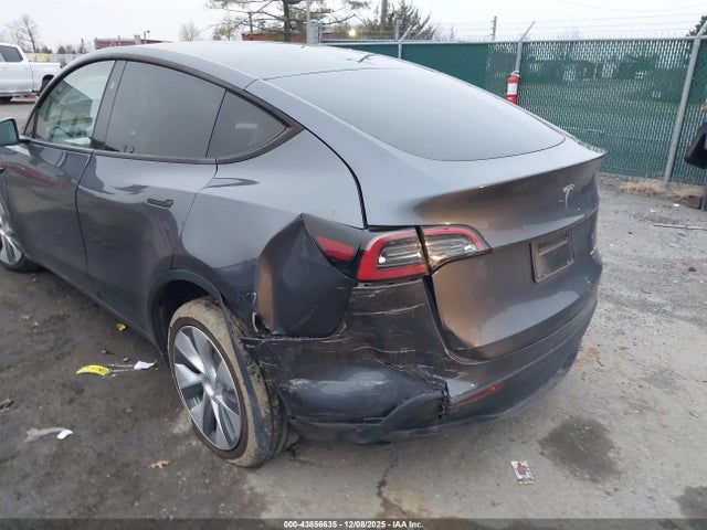 2023 TESLA MODEL Y 7SAYGDEE7PA147714 Photo 5