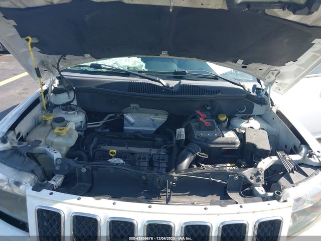 2014 JEEP COMPASS 1C4NJCBA5ED746213 Photo 9