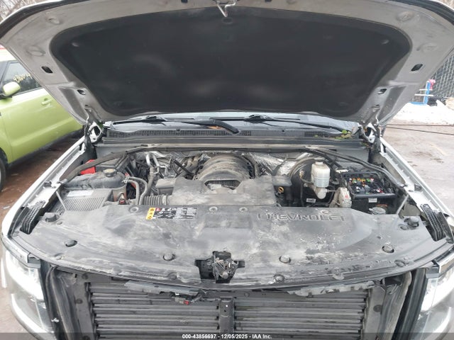 2018 CHEVROLET SUBURBAN 1GNSKHKC6JR276597 Photo 9