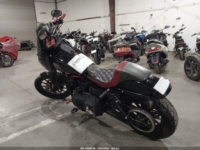 2016 HARLEY-DAVIDSON FXDB 1HD1GXM36GC306835 Photo 2