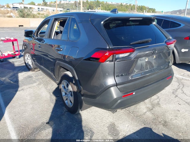 Toyota RAV4 LE 2025 JTMK1RFV5SD135158 Image 3