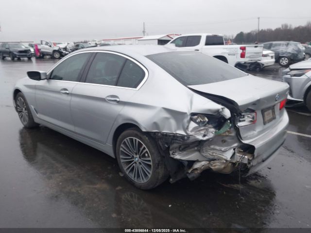 2017 BMW 530I WBAJA7C35HG903602 Photo 2