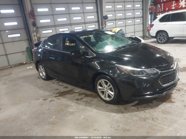 2017 CHEVROLET CRUZE 1G1BE5SM4H7102081