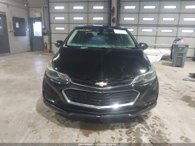 1G1BE5SM4H7102081 Chevrolet Cruze Lt Auto