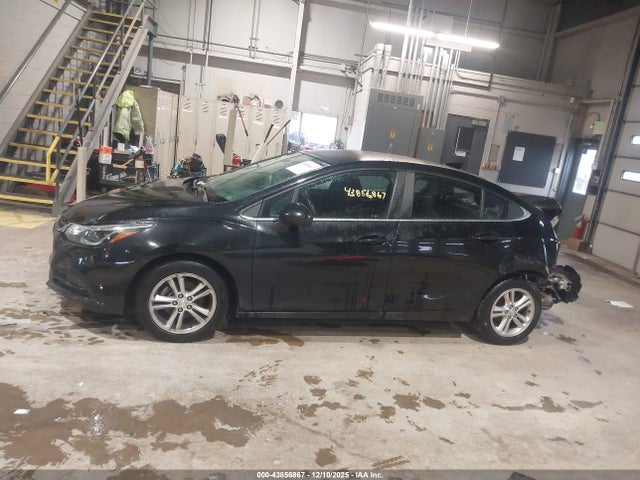 1G1BE5SM4H7102081 Chevrolet Cruze Lt Auto