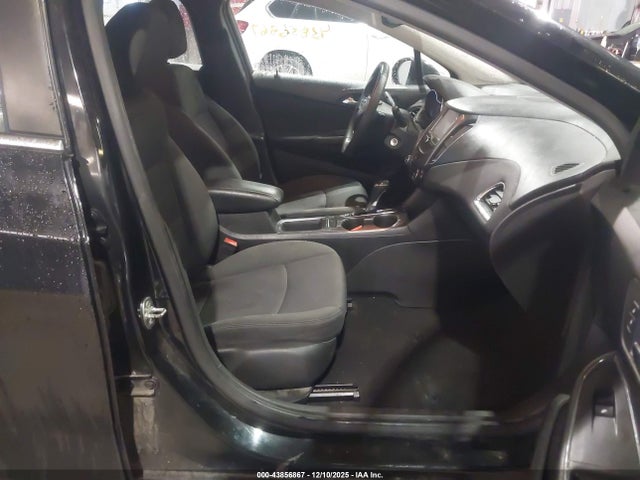 2017 CHEVROLET CRUZE 1G1BE5SM4H7102081 Photo 4