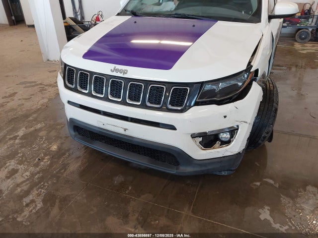 2019 Jeep Compass Latitude 4x4 მანქანა იყიდება აუქციონზე, vin: 3C4NJDBB4KT809807, აუქციონის ნომერი: 43856897