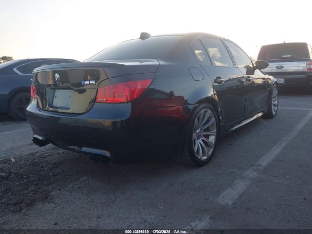 2006 BMW M5 WBSNB93596B584531 Photo 3