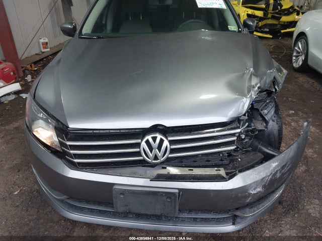 2014 Volkswagen Passat 2.5l S მანქანა იყიდება აუქციონზე, vin: 1VWAP7A37EC025725, აუქციონის ნომერი: 43856941