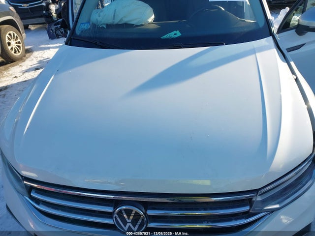 2024 VOLKSWAGEN TIGUAN 3VVAB7AX7RM223831 Photo 9
