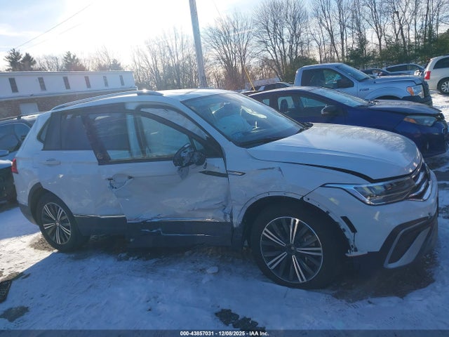 3VVAB7AX7RM223831 Volkswagen Tiguan 2.0t Wolfsburg Edition