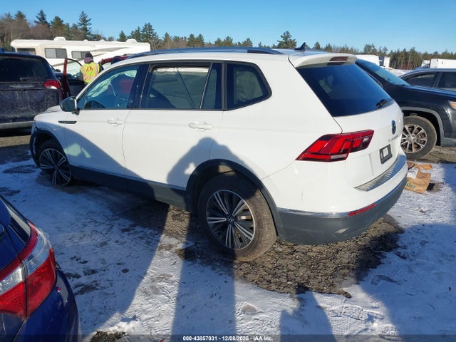 2024 VOLKSWAGEN TIGUAN 3VVAB7AX7RM223831 Photo 2