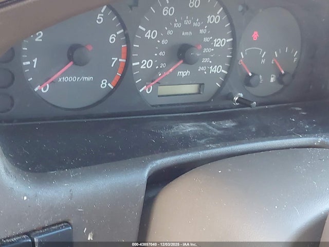 2002 Mazda 626 Lx მანქანა იყიდება აუქციონზე, vin: 1YVGF22C125307001, აუქციონის ნომერი: 43857040