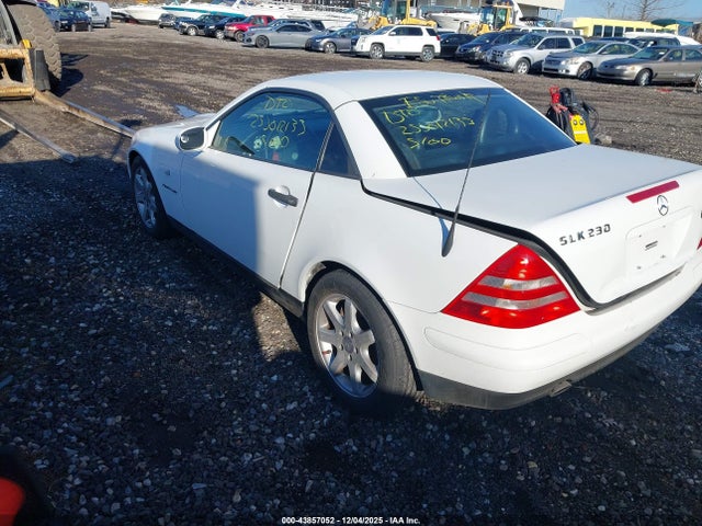 Aukcja sprzedaży 1999 Mercedes-benz Slk 230 Kompressor, vin: WDBKK47F8XF105315, numer aukcji: 43857052