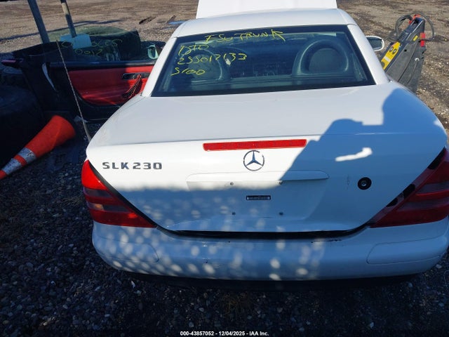Aukcja sprzedaży 1999 Mercedes-benz Slk 230 Kompressor, vin: WDBKK47F8XF105315, numer aukcji: 43857052