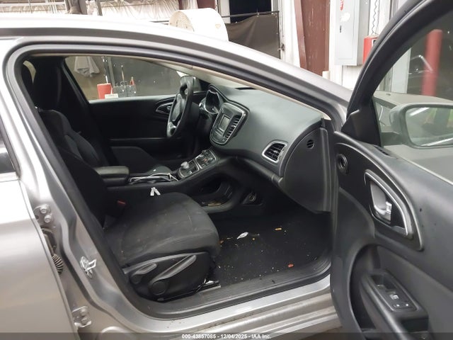 Aukcja sprzedaży 2015 Chrysler 200 Limited, vin: 1C3CCCAB6FN742313, numer aukcji: 43857085